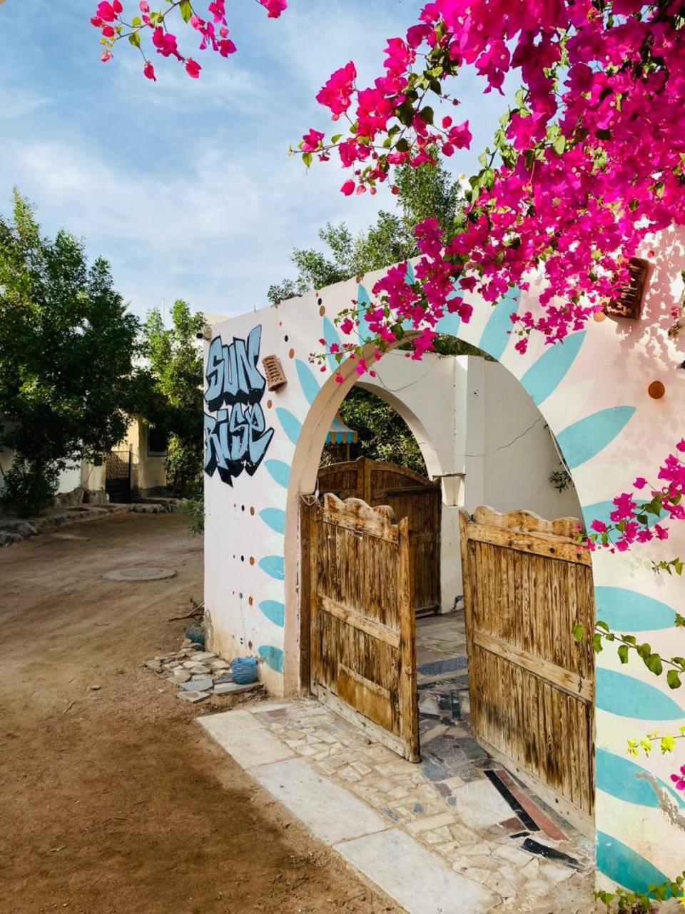 Sunrise Dahab Camp Bed & Breakfast Bagian luar foto